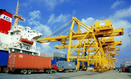 Xuất nhập khẩu đạt hơn 413 tỷ USD, Việt Nam xuất siêu hơn 17 tỷ USD