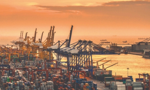 Cán cân thương mại đảo chiều, 4 tháng đầu năm 2026 nhập siêu 7,11 tỷ USD