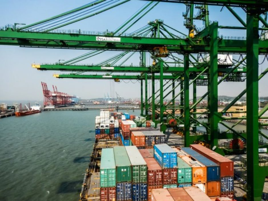 Công ty giao nhận Ấn Độ đứng trước áp lực tăng lãi suất mùa cao điểm