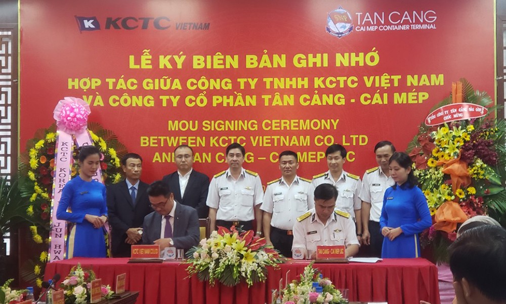 Thêm bước phát triển mới cho ngành cảng biển