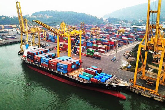  8 tháng, Việt Nam xuất siêu gần 4 tỷ USD