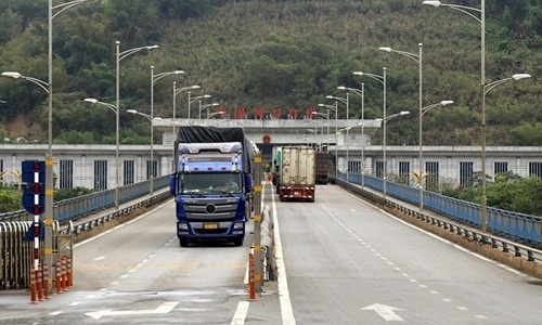 Hàng tạm nhập tái xuất phải tuân thủ quy định mới