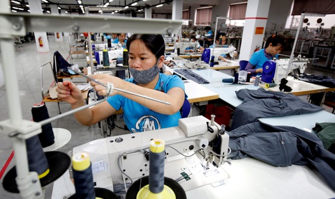 Da giày, dệt may khó về đích đúng hẹn