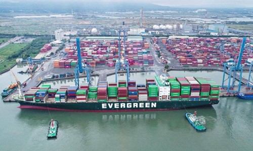 Bộ GTVT lập tổ công tác kiểm tra cước vận tải, giá dịch vụ cảng biển