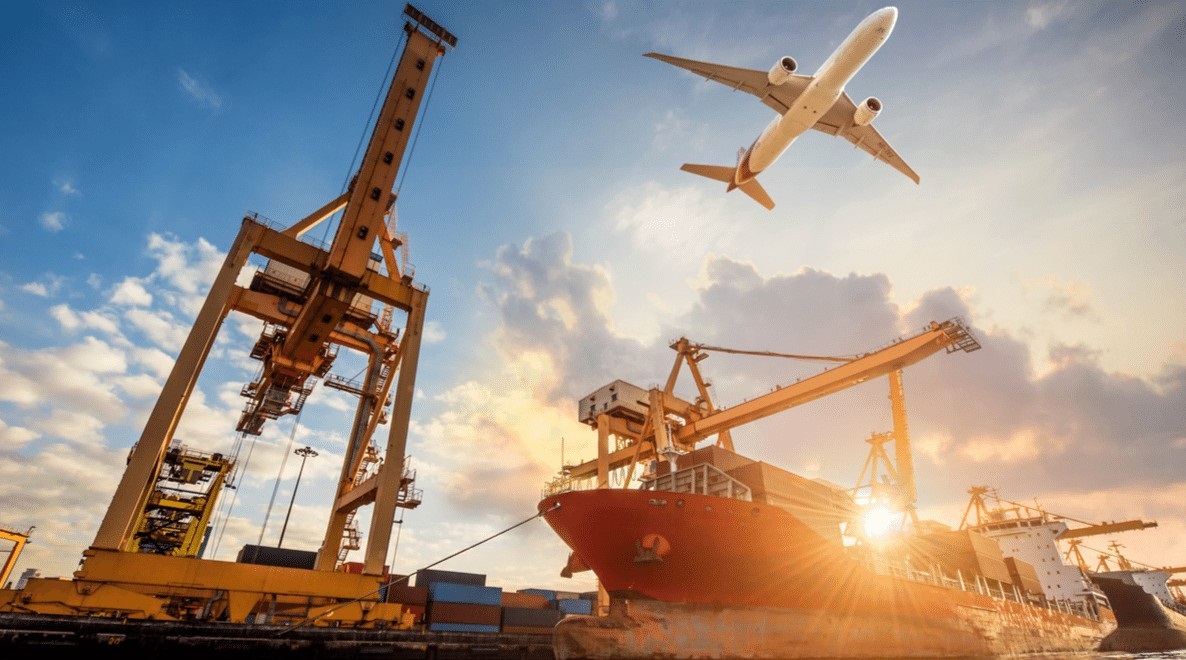 Tìm cách tháo gỡ khó khăn cho các hoạt động vận tải và dịch vụ logistics