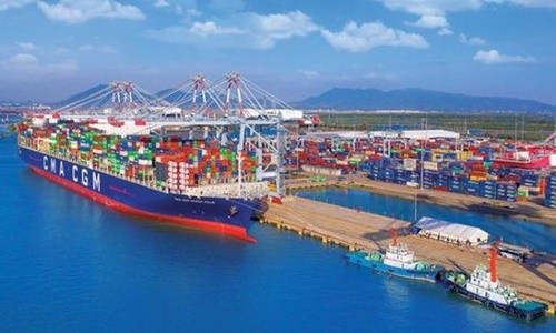 Cán cân thương mại hàng hóa thặng dư 19,42 tỷ USD