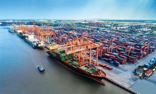 Tăng giá dịch vụ cảng biển: Cân nhắc thời điểm phù hợp