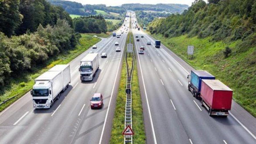 Thí điểm cơ chế, chính sách đặc thù phát triển đường bộ cao tốc giai đoạn 2021 - 2025