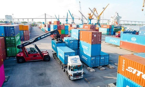Giảm chi phí logistics để vực dậy xuất khẩu dệt may