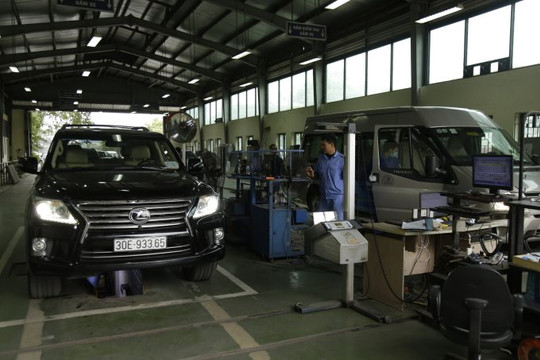 Chính sách mới từ tháng 2/2024: Một số ôtô được miễn phí sử dụng đường bộ